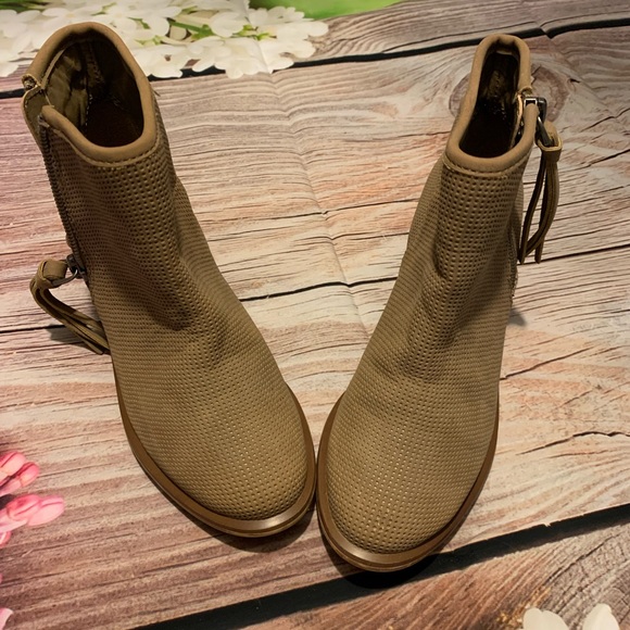 👢Bootie - Picture 2 of 3